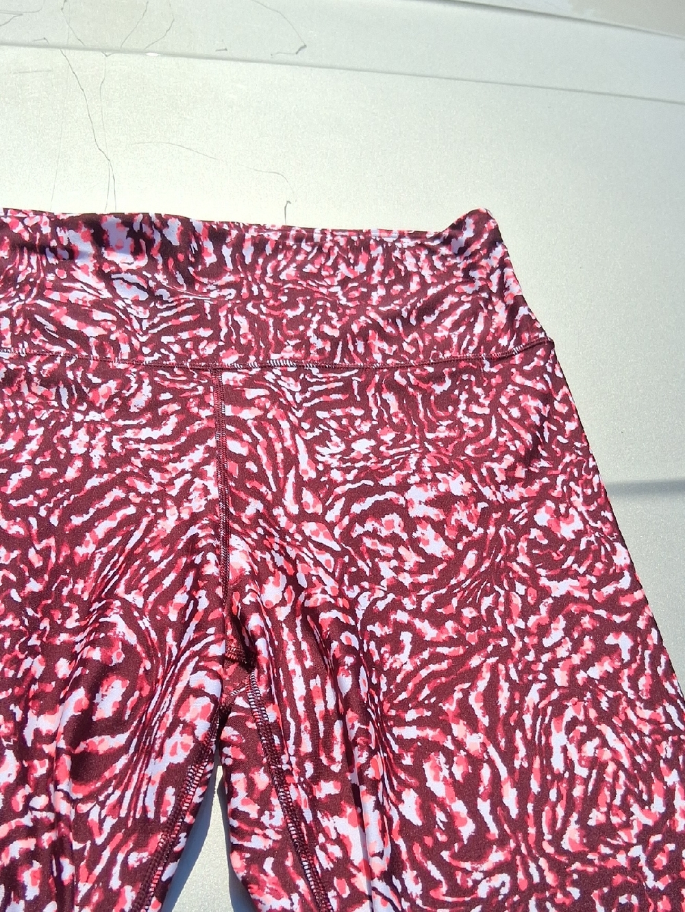 Under Armour Maroon, Pink & White Compression Leggings Capri